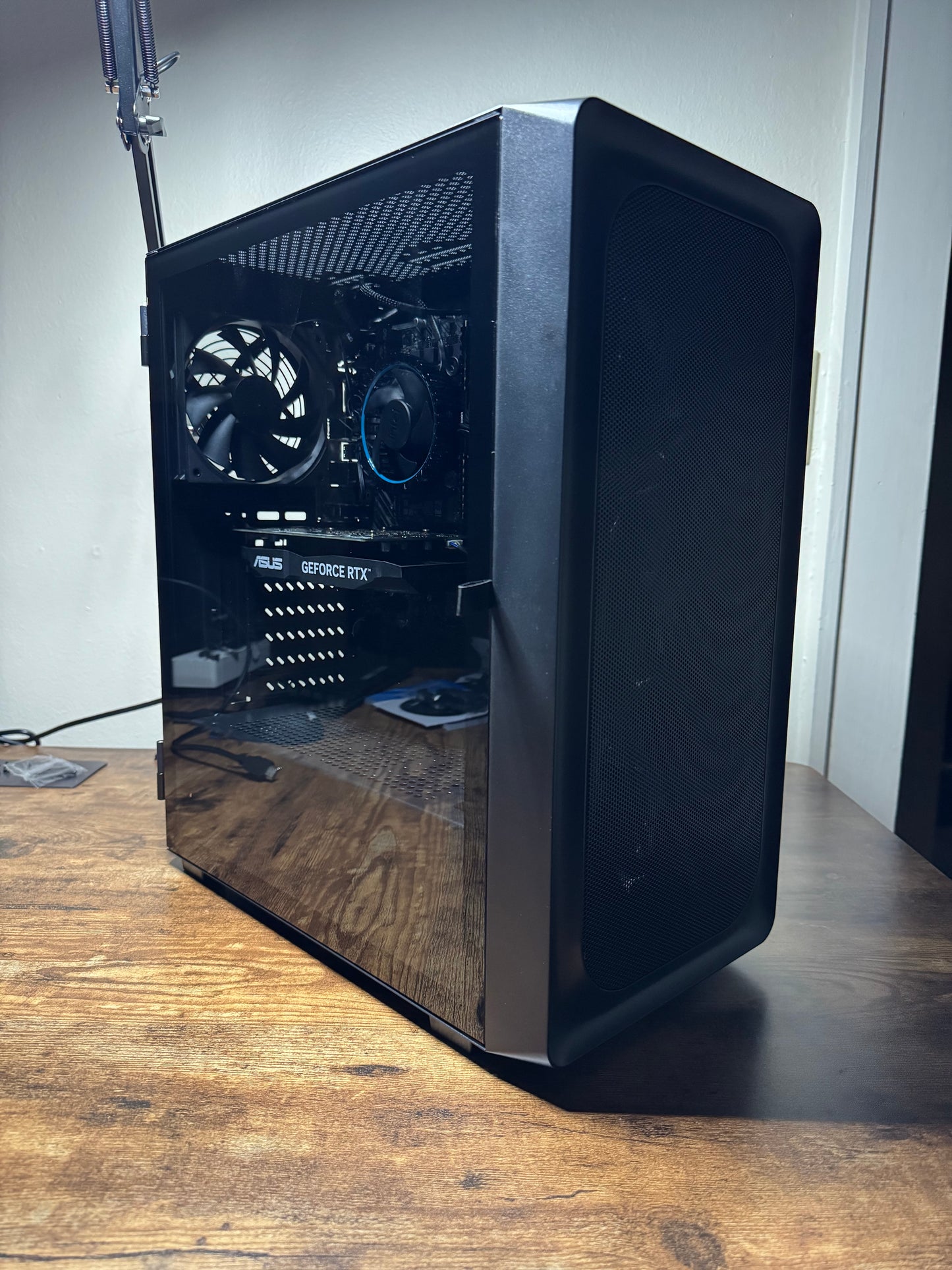 Intel Core i5-12400F (6 Cores) Mid Range Gaming PC
